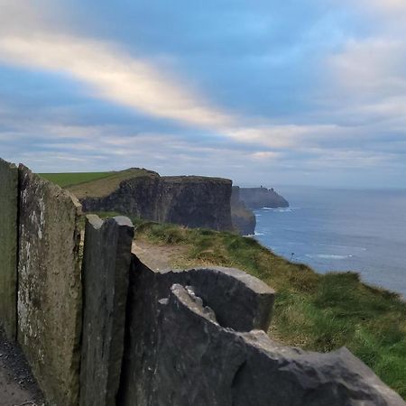 Moher Lodge 利斯坎诺 外观 照片